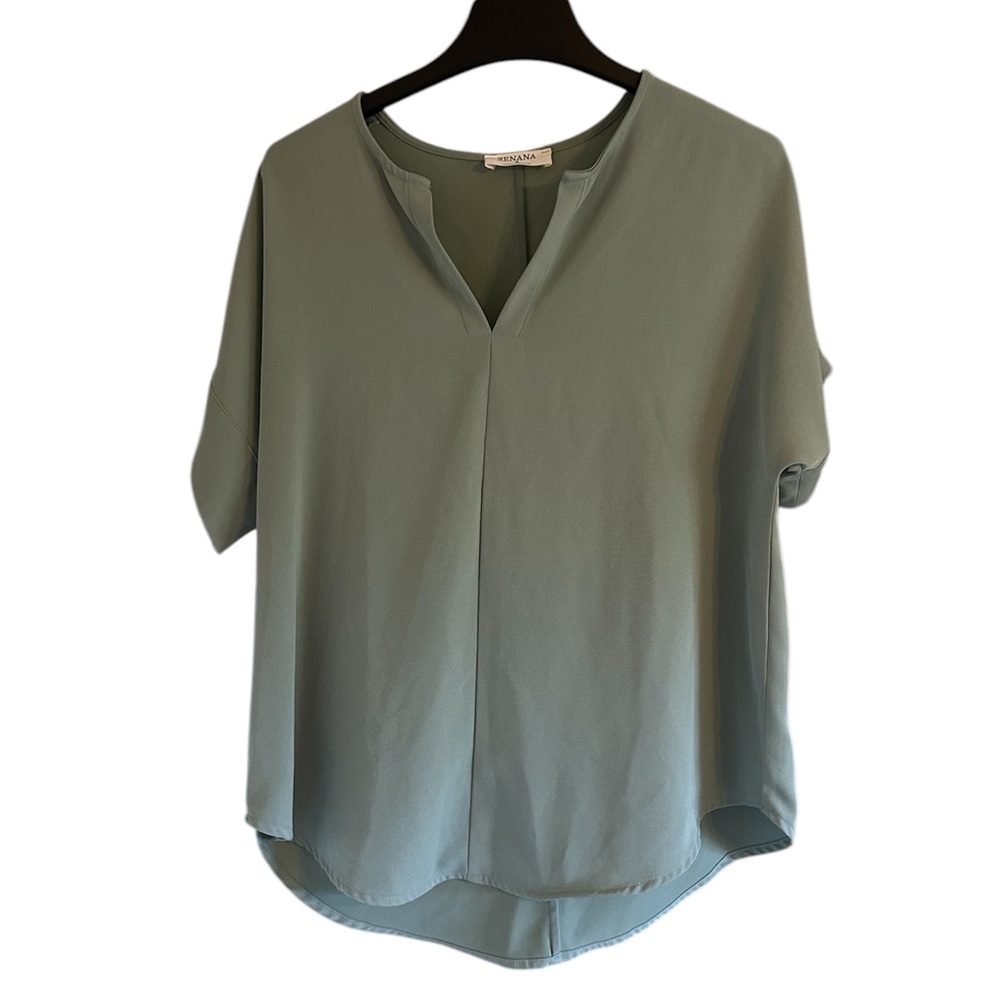 Zenana V-neck blue size small short sleeve blouse